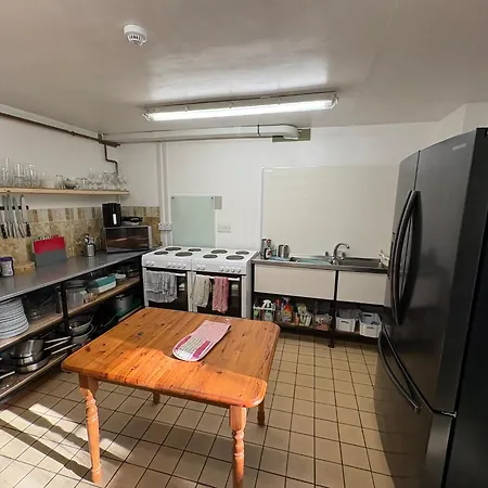 Alston Hostel بيت شباب ألستون